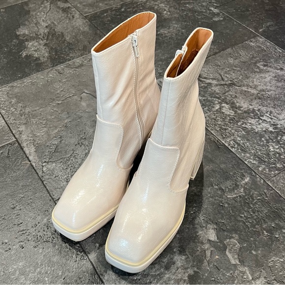 🌷🍁 Beast Booties The Foster - Picture 4 of 9